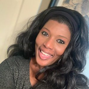 Photo of Posher: Shirley